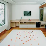 Rice\'S House Hotel & Apartment
